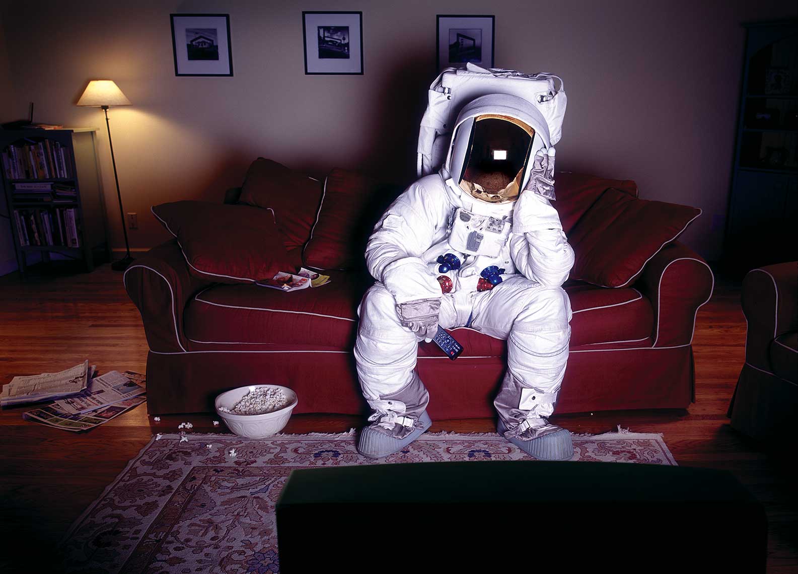 Astronaut_CouchTV2a_RESIZED_FOR_WEB